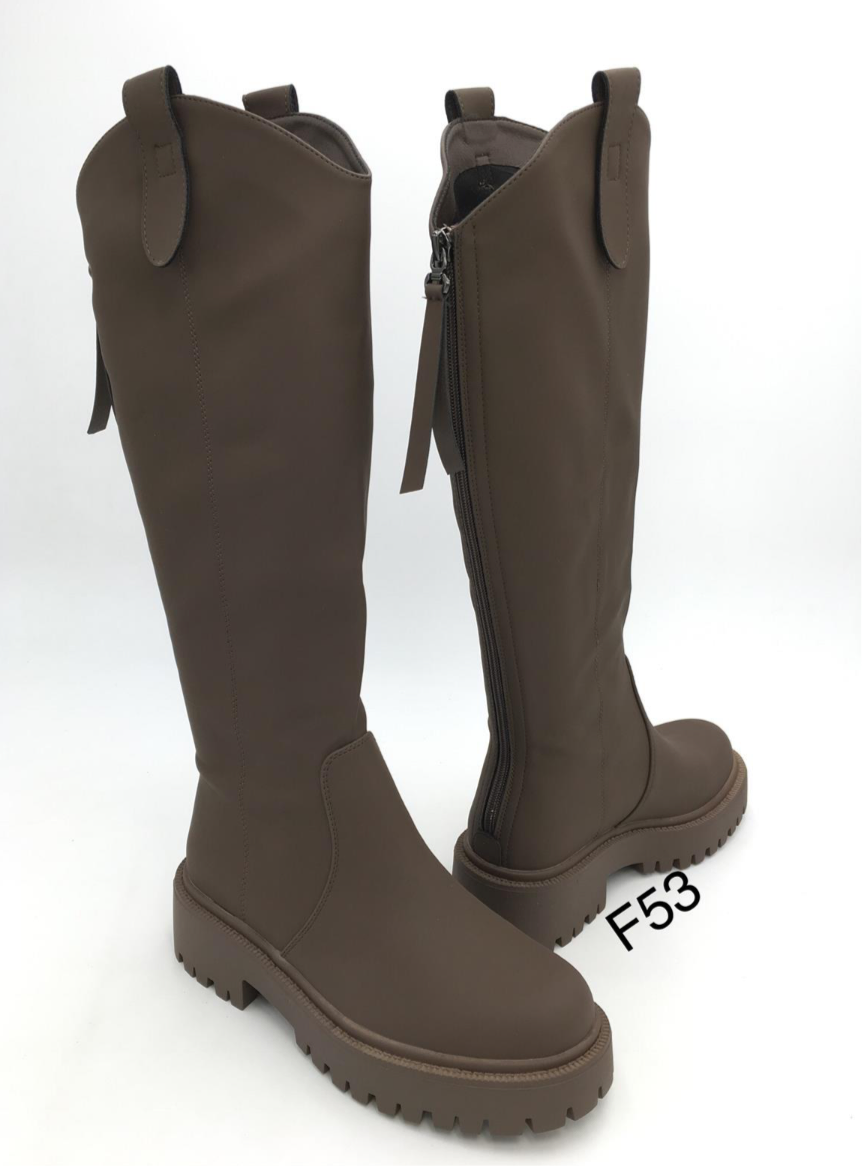 Stiefel „Mila“ – Braun, Mattleder