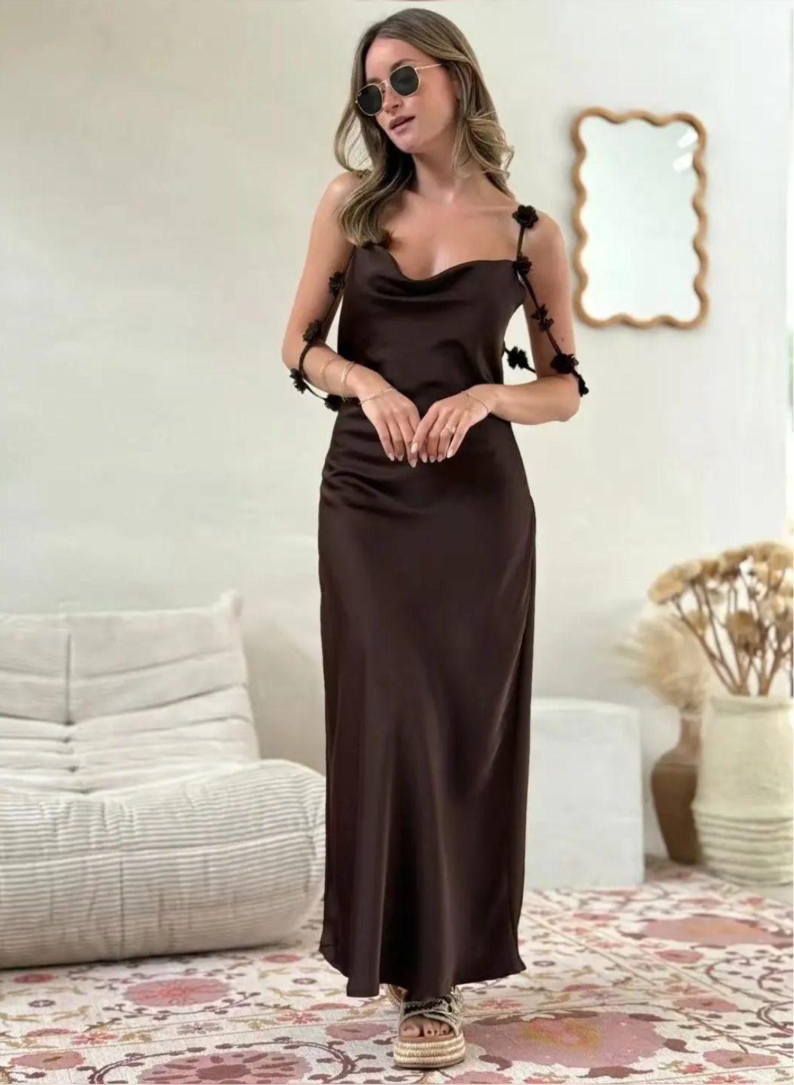 Kleid mit Blütendetails