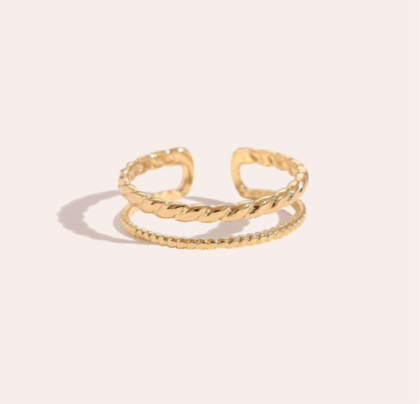 Twist Ring