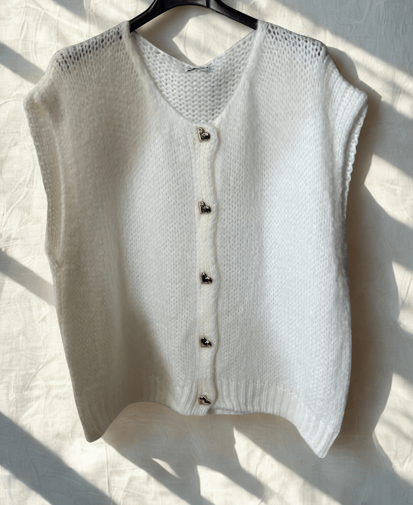 Elegante Strickweste mit goldenen Knöpfen | Größen 34–42