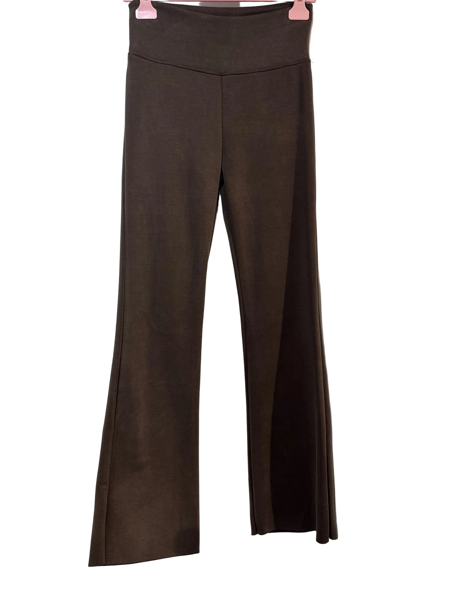 Butterstoffhose mit Schlag und breitem Bund