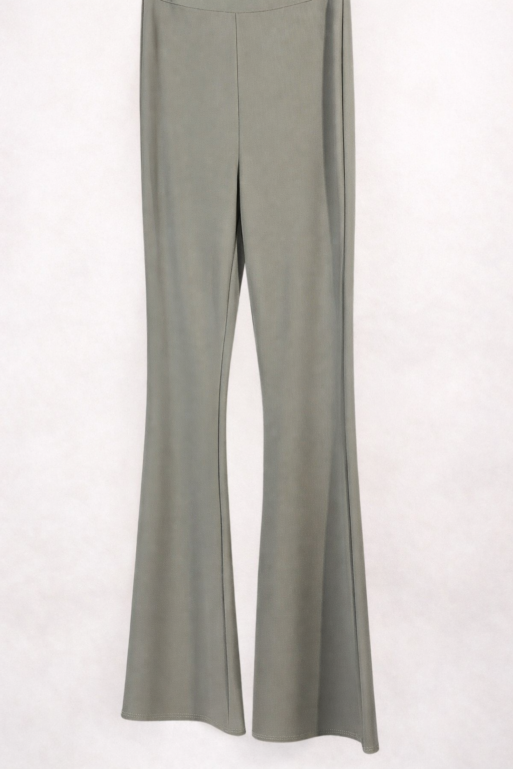 Leggins mit weitem Bein