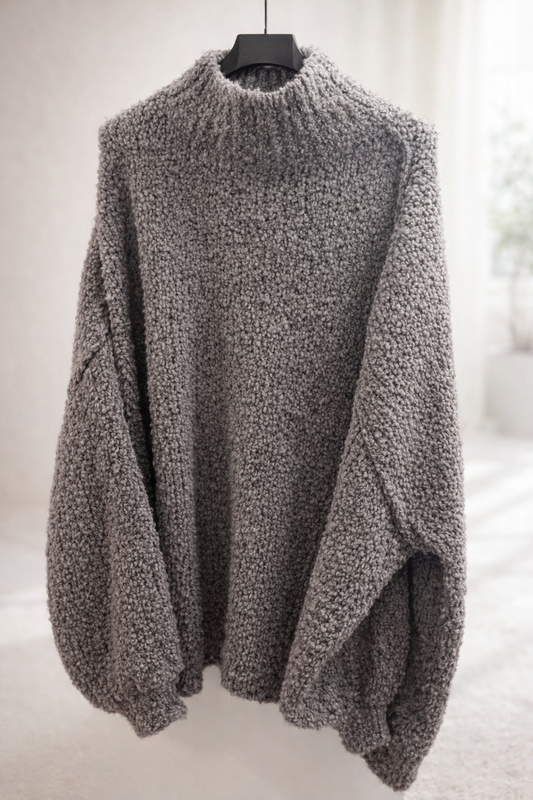 Oversized Bouclé Pullover | One Size 36–46 in Taupe