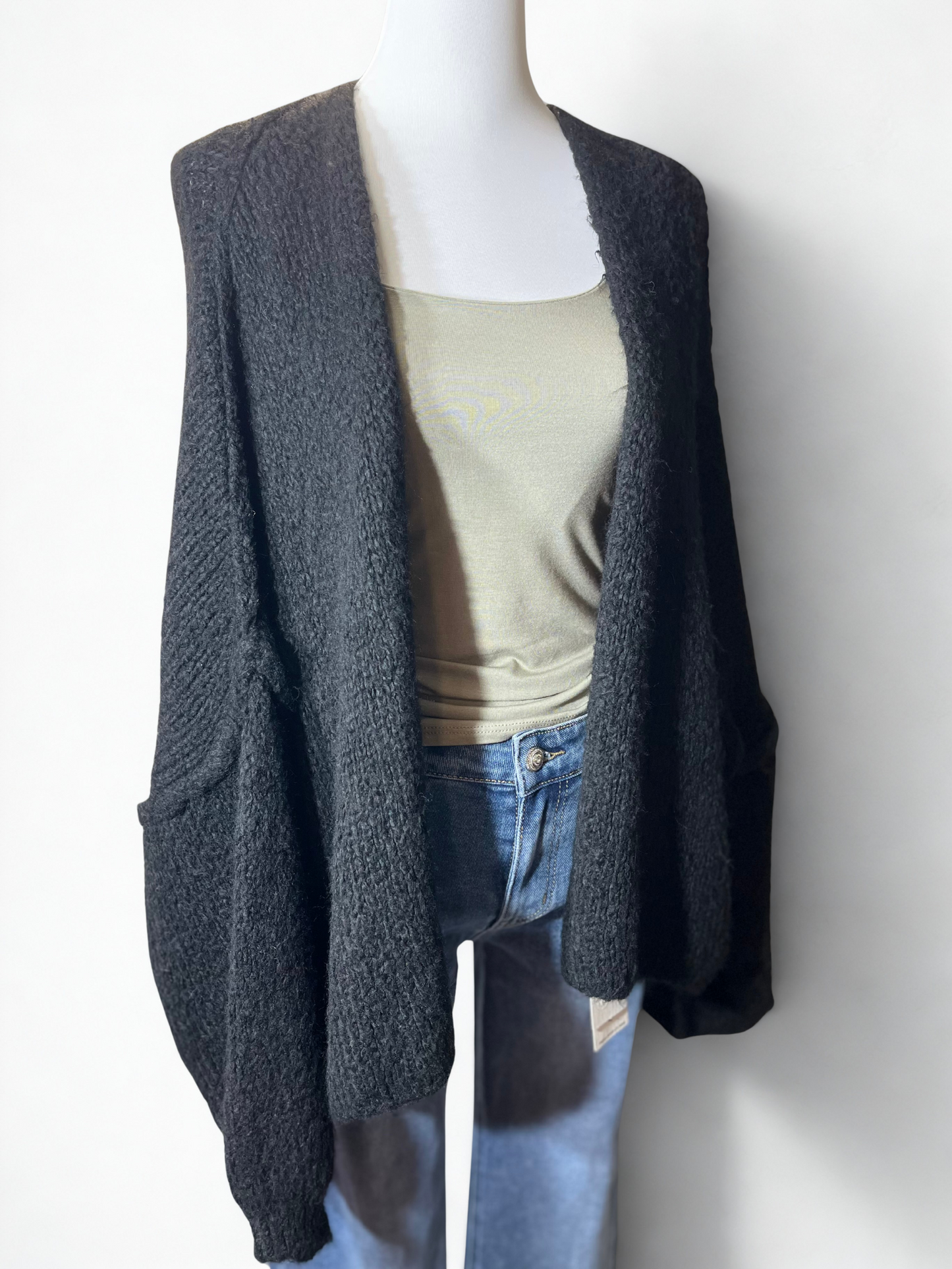 Strickjacke "Leona"